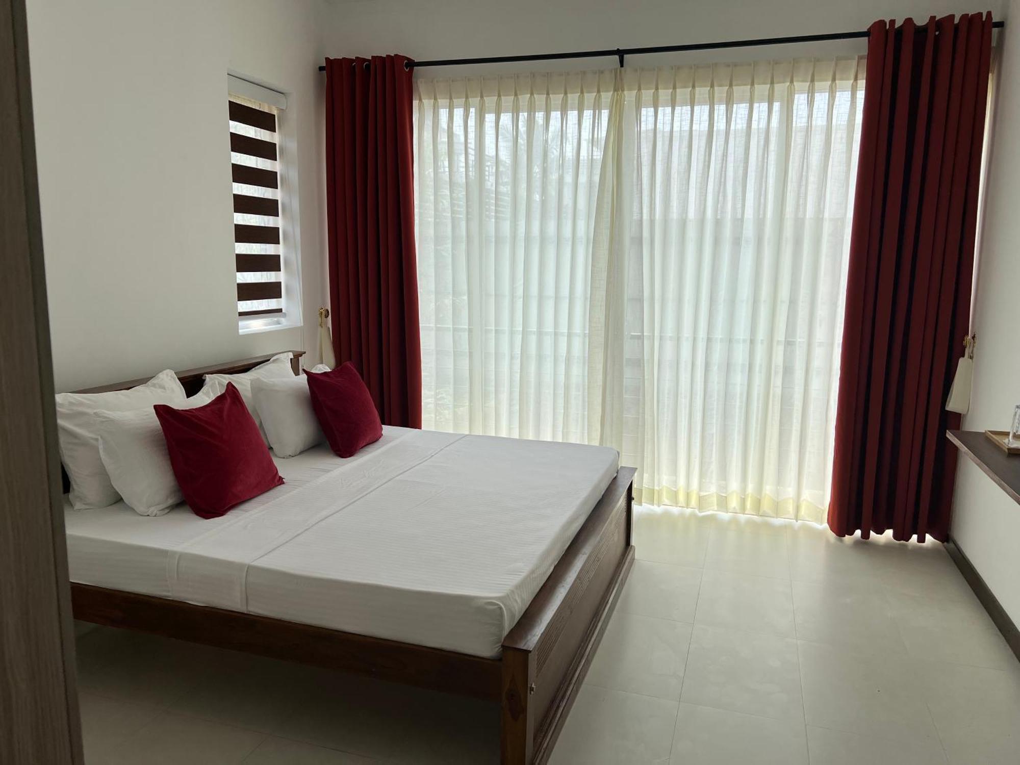 Silina Airport Transit Hotel & Residence Катунаяка Экстерьер фото